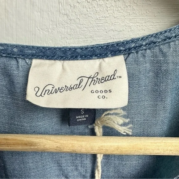 Universal Thread Size Small Drawstring Chambray Patterned Tank Top - Picture 5 of 7
